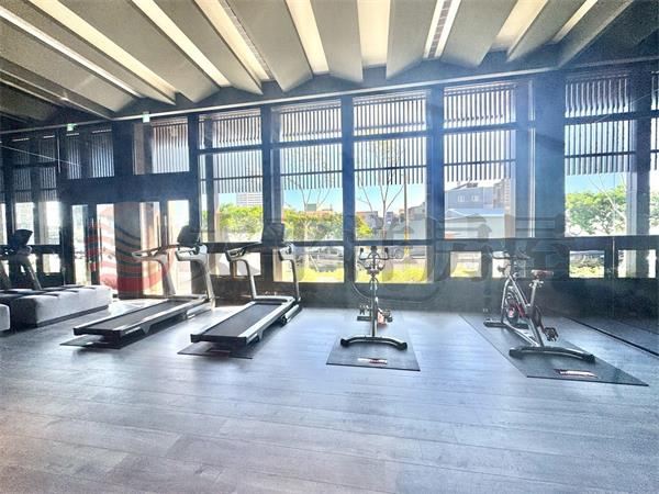 全新未住2改1房精裝戶 照片12