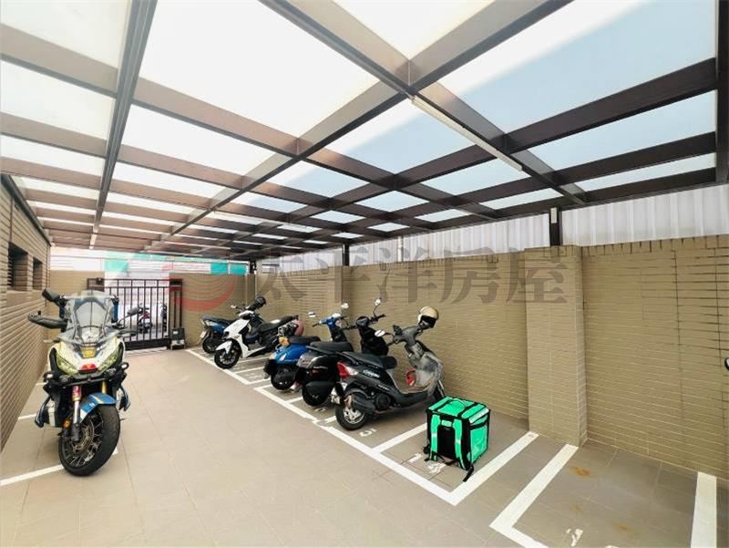 臻美Vision|兩房平車|東海學區及商圈 照片12