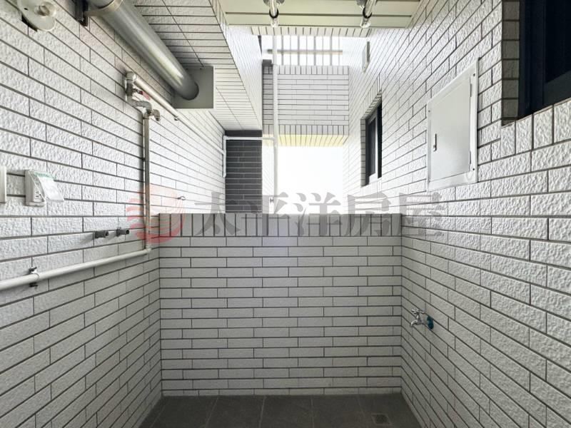 德光耀次頂樓兩房兩衛平車視野戶 照片12