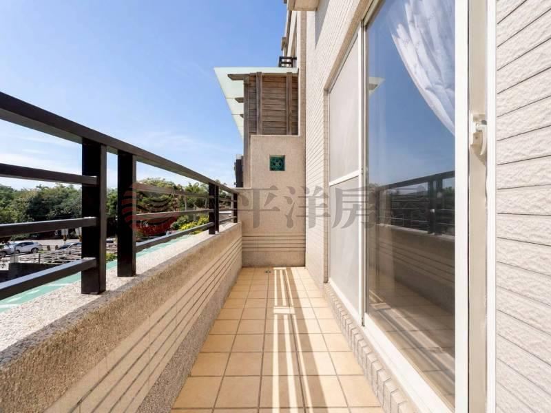 近家樂福商圈前院傳統別墅 照片16