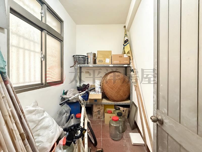 用公寓價買臨路透天 照片8
