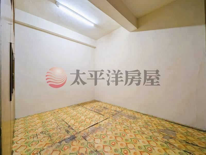近文光國小傳統五房透天 照片6